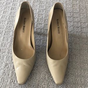 Karen Scott 6.5 pumps